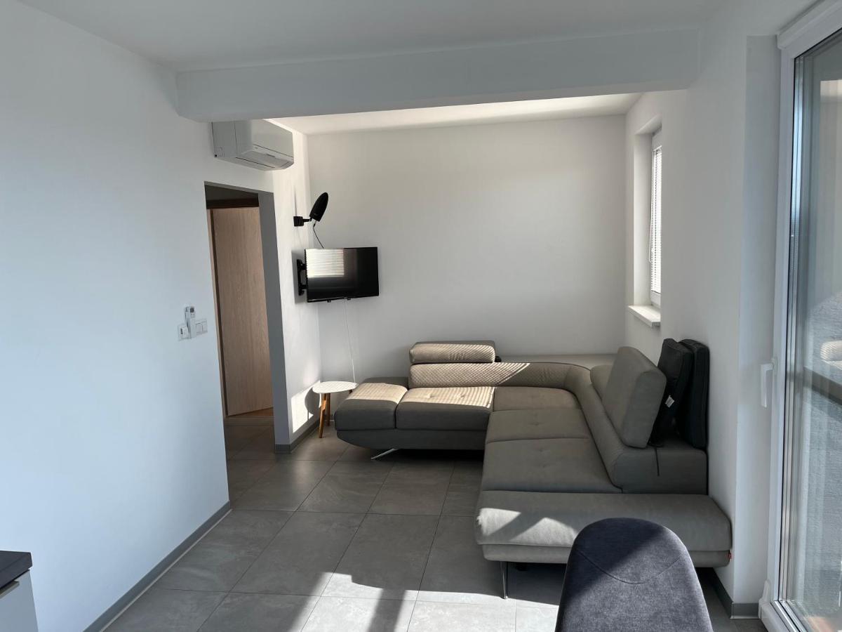 Apartment Sun Lakes - Sever Senec Εξωτερικό φωτογραφία