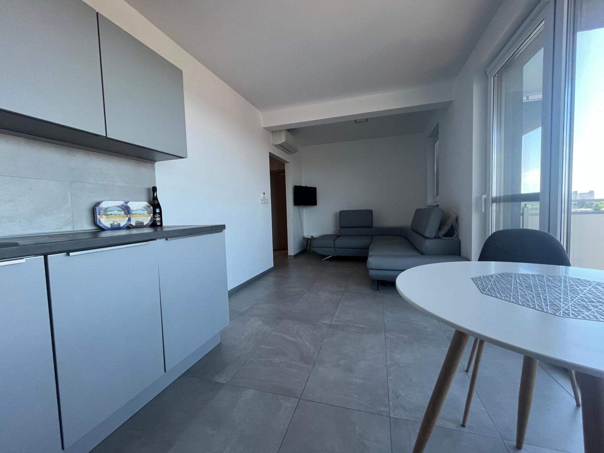Apartment Sun Lakes - Sever Senec Εξωτερικό φωτογραφία