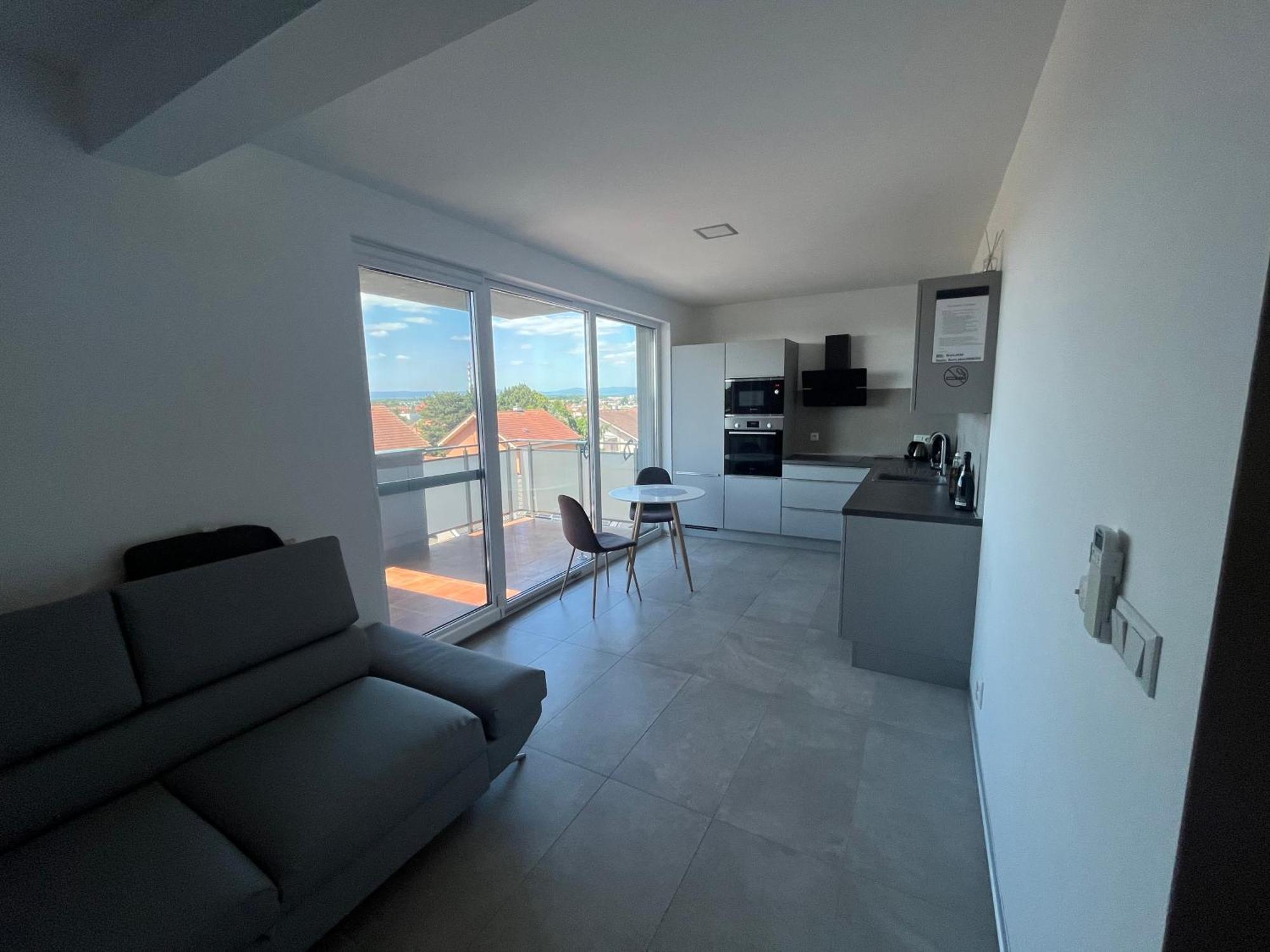 Apartment Sun Lakes - Sever Senec Εξωτερικό φωτογραφία